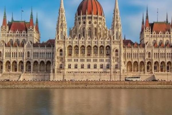 Summer 2020 Hungary Global May Program