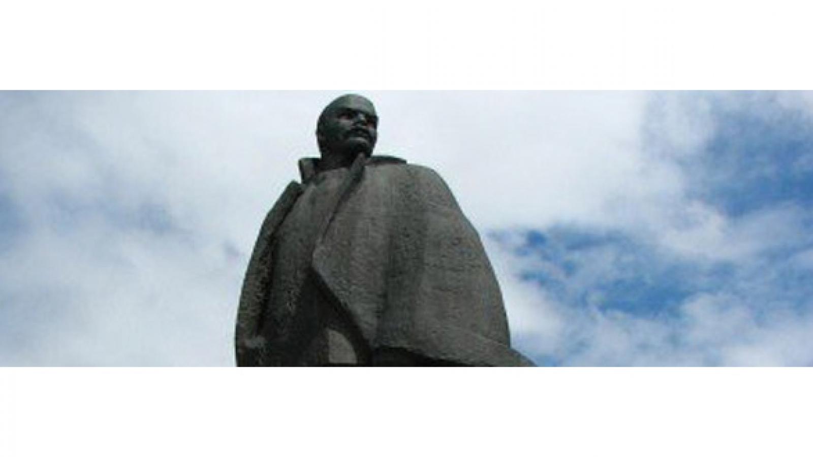 Statue of Vladimir Lenin.