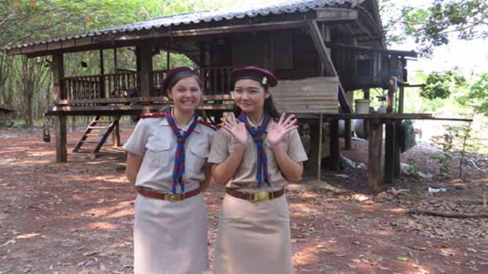 Alyssa Jeswald with one of her English students in Thailand.