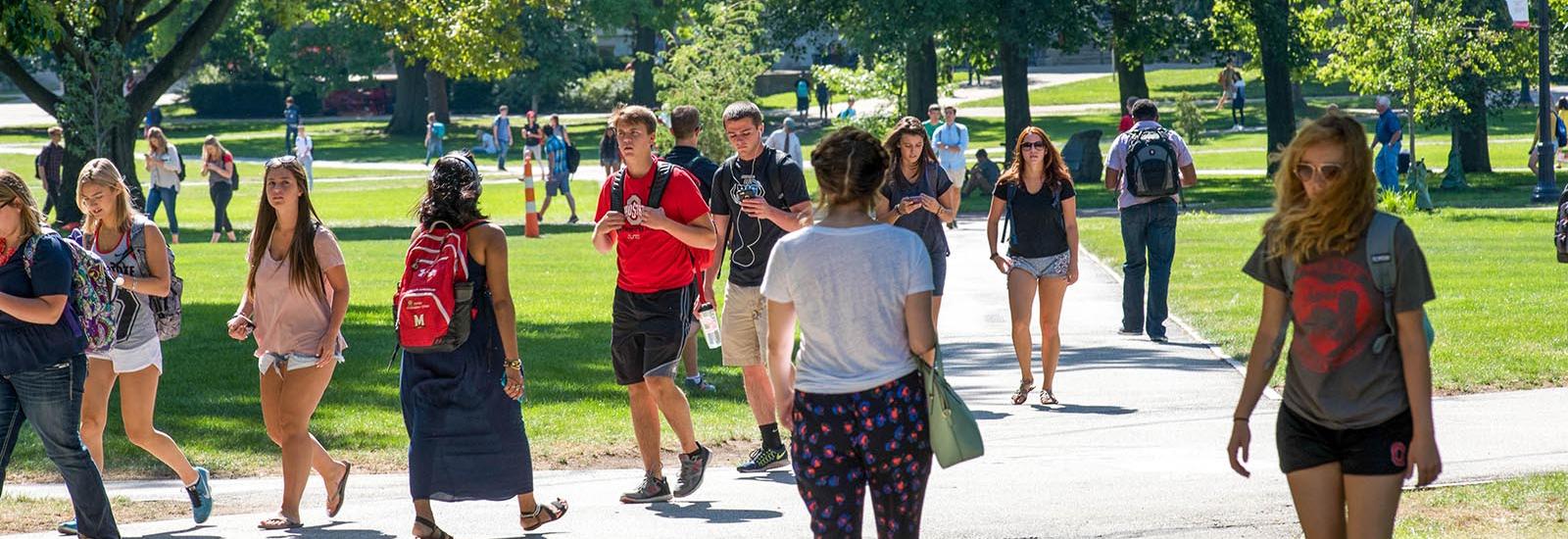 Students walking on the Ohio State Oval